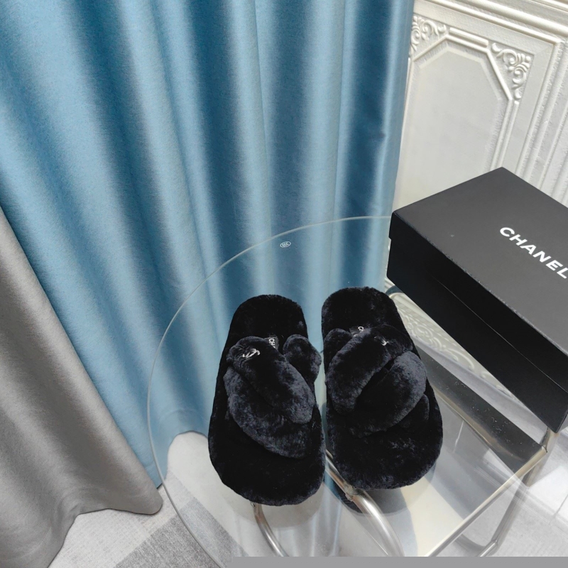 Ch*el slippers